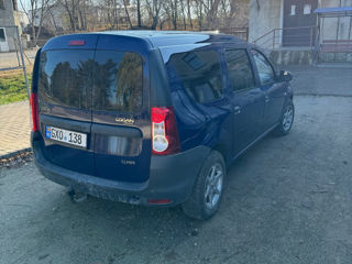 Dacia Logan foto 3