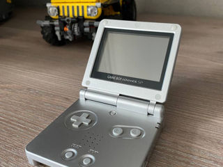 Game Boy Advance SP 001