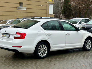 Skoda Octavia foto 5