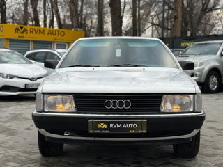 Audi 100 foto 2