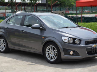 Chevrolet Aveo foto 1