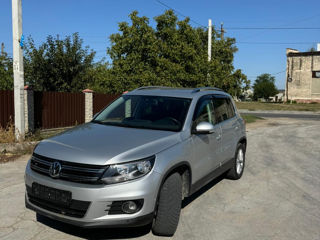 Volkswagen Tiguan foto 2