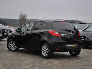 Mazda 2 foto 3