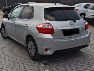 Toyota Auris foto 4