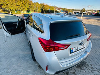 Toyota Auris foto 2