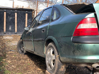 Opel Vectra B foto 2