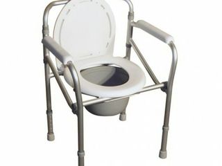 Стул-туалет каталка с мягким покрытием на колесах и подножками ! Кровать функциональная,ходунки,стул foto 8