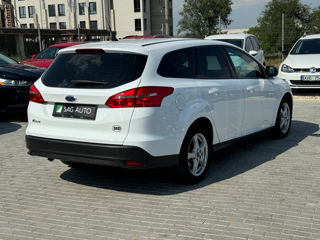 Ford Focus foto 4