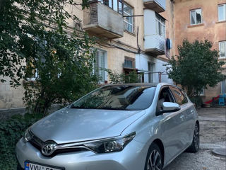 Toyota Auris foto 2