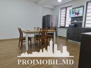 Apartament cu 3 camere, 103 m², Botanica, Chișinău foto 4