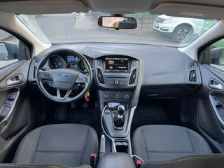 Ford Focus foto 6