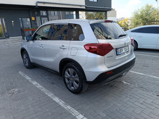 Suzuki Vitara foto 2