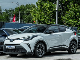 Toyota C-HR foto 1