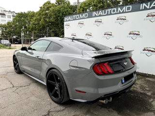 Ford Mustang foto 3