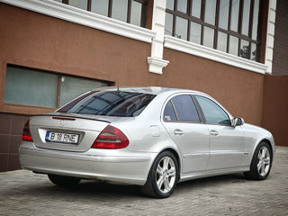 Mercedes E Class foto 4