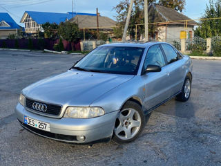 Audi A4 foto 4