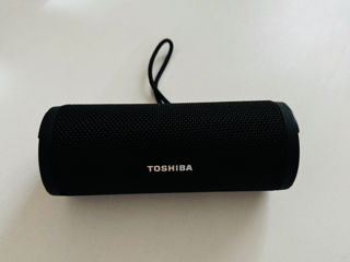 Vând boxă portabilă Toshiba