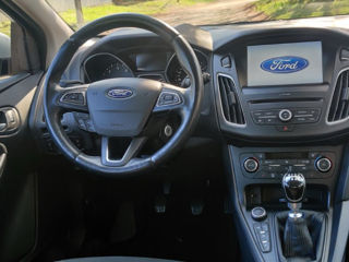 Ford Focus foto 8