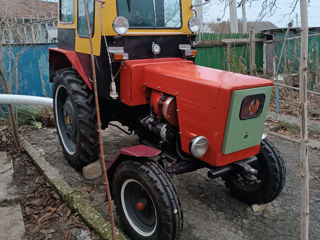 Tractor T - 25