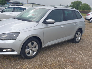 Skoda Fabia foto 2