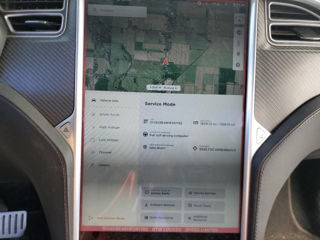 Tesla Model X foto 10