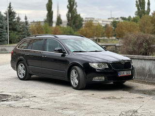 Skoda Superb foto 3