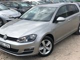 Volkswagen Golf foto 1