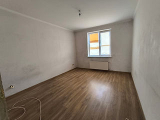 Apartament cu 3 camere, 110 m², Botanica, Chișinău foto 4