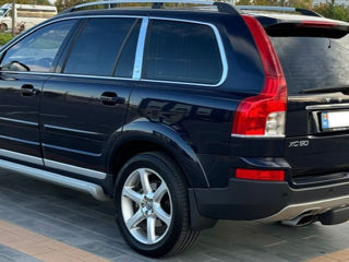 Volvo XC90 foto 4