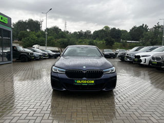 BMW 5 Series foto 5