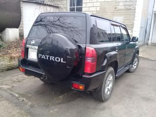Nissan Patrol foto 4