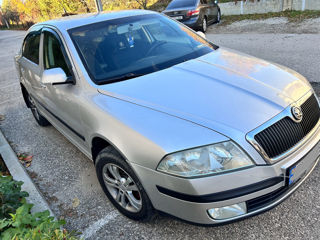 Skoda Octavia foto 2