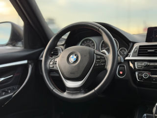 BMW 3 Series foto 8