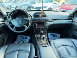 Mercedes E-Class foto 8