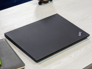 Lenovo ThinkPad P15s IPS (Core i7 10510u/16Gb DDR4/256Gb SSD/Nvidia Quadro P520/15.6" FHD IPS) foto 12