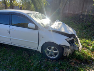 Toyota corolla 2006 1,4 d4d accidentata foto 8