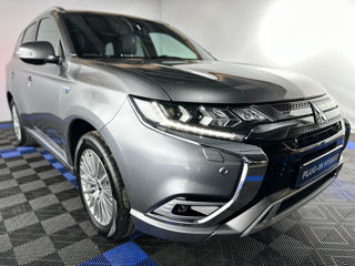 Mitsubishi Outlander foto 14