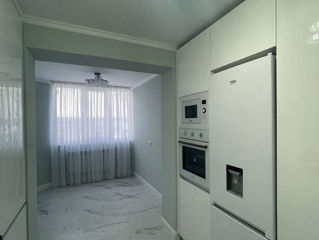 Apartament cu 3 camere, 74 m², Centru, Chișinău foto 1