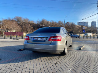 Mercedes E-Class foto 2