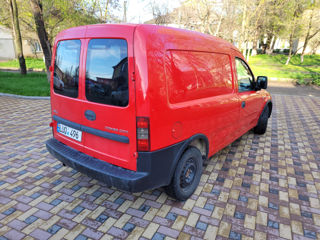 Opel Combo 2010,