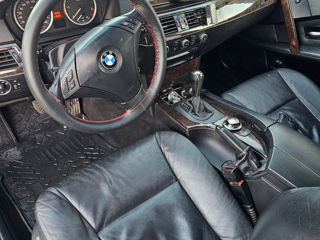 BMW 5 Series foto 6