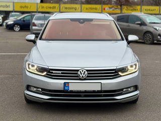 Volkswagen Passat foto 4