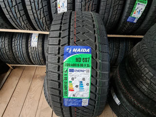 235/40 R19 Haida HD 687