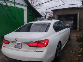 BMW 7 Series foto 5