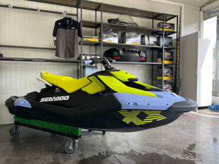 Sea-Doo Spark Trixx 3 UP 90 CP foto 3