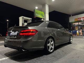 Mercedes E-Class foto 3