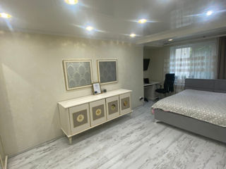 2-комн. кв., 60 м², 3/6 эт.