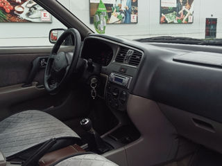 Nissan Primera foto 7