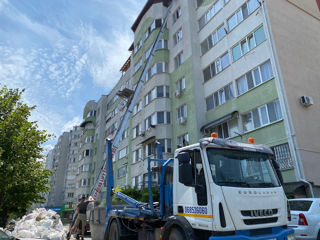 Lift mobil+container pentru a evacua gunoi foto 7