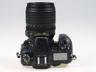 Nikon D7000 Kit AF-S DX NIKKOR 18-105mm f/3.5-5.6G ED VR